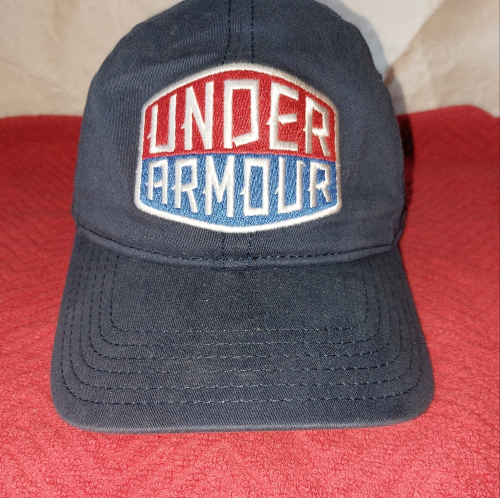 UNDER ARMOUR cap